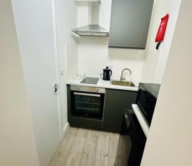 Magherafelt Apartamento | Studio near London Victoria