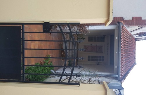 Trappes Apartamento | Estudio cerca de Saint Quentin en Yvelines, Versalles y París