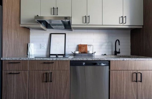 Urbana Apartamento | Studio near UIUC/Yugo Guest Suites C