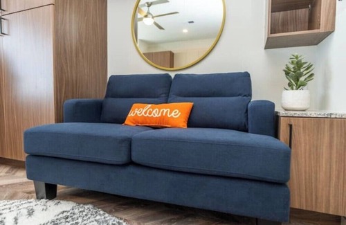Urbana Apartamento | Studio near UIUC/Yugo Guest Suites C