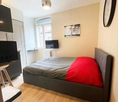 Sainte-Anne - Faubourg Noyon Apartamento | Studio Netflix & Bed