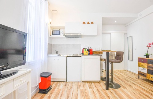 Baille Apartamento | Studio neuf avec A/C proche Castellane et métro