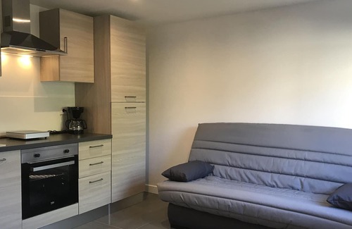 Muret Apartamento | Studio Occitanie - 20 m2, fully equipped + garden