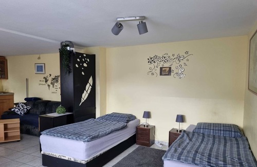 Ober-Morlen Apartamento | Studio OM 2 = Angela - Casa OM para 1-19 personas, 23 km hasta FFM-Nord