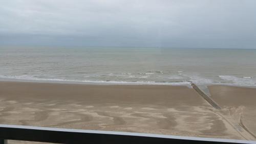 Middelkerke Apartamento | Studio On The Beach With Sea View
