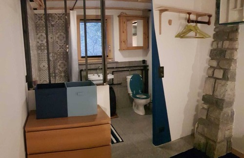 Bramans Apartamento | Studio on the edge of the forest - 2 adults + 1 child