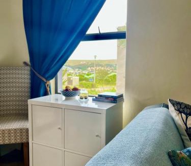 Grahamstown Apartamento | Studio on the Hill with Inverter & Water tanks