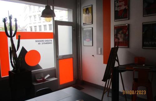 Charleville-Mezieres Apartamento | STUDIO ORANGE CINEMATIC 59