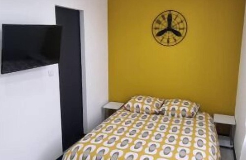 Saint-Quentin Apartamento | Studio Orchidée, Tout Confort, Rénové