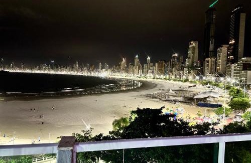 Pioneiros Apartamento | Studio Pé na Areia II