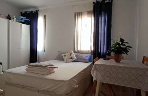 Badalona Apartamento | Studio propre