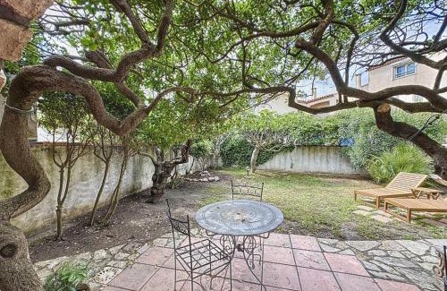 Saintes-Maries-de-la-Mer Apartamento | Studio pour 2 à Saintes-Maries-de-la-Mer, proche plage et village, jardin calme - FR-1-475-161