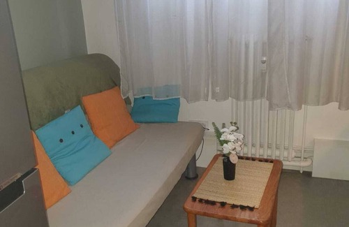 Combat Condominio | Studio Paris 19th Close Stade De France