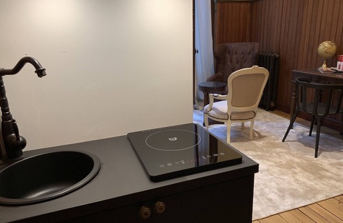 Quartier de l'Ecole-Militaire Apartamento | Studio Paris 7e Tour Eiffel Nom Interne: Studio RDC