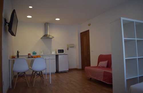 Portomarín Apartamento | Estudio Ático La Casa de Manuel, se encuentra en Portomarín, a 22km de Sarria.