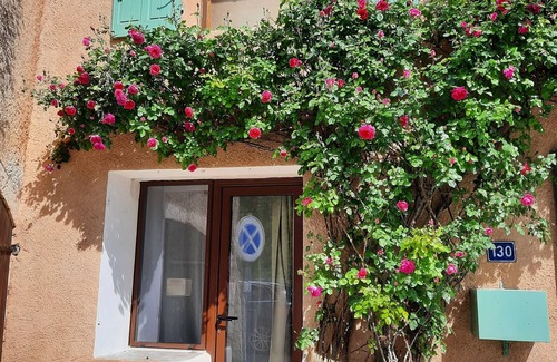 Aups Apartamento | Studio Près des Gorges du Verdon, Classé Meublé Tourisme 2 Étoiles