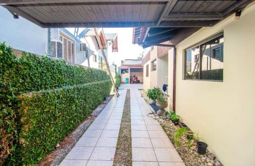 Jurere Internacional Apartamento | Studio próximo ao mar em Jurerê PR1362