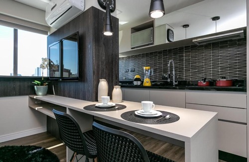Reboucas Apartamento | Studio Premium Estação - Central - 7th014