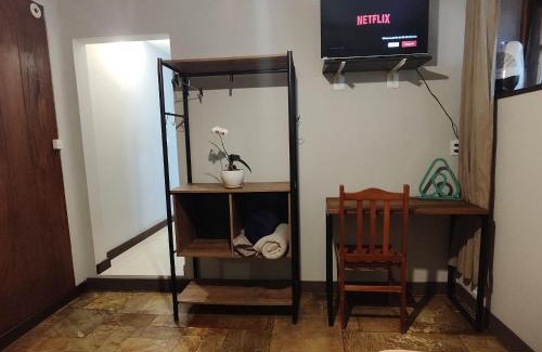 Bom Retiro Apartamento | STUDIO Privado COM AR prox Garten Shopping e Universidades