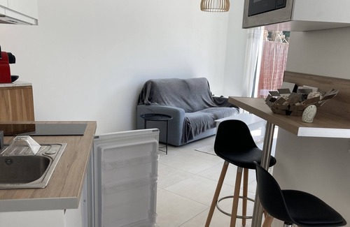 Mantes-la-Jolie Apartamento | Studio Proche Gare et Centre Ville