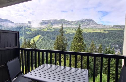 Flaine Apartamento | Studio rénové avec cabine, centre station, balcon - Flaine Forêt - FR-1-425-201