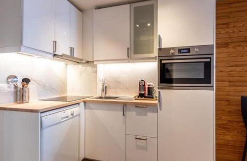 Macot-la-Plagne Apartamento | Studio rénové au cœur de Plagne Bellecôte, 4 pers, balcon, proche télécabine - FR-1-351-65