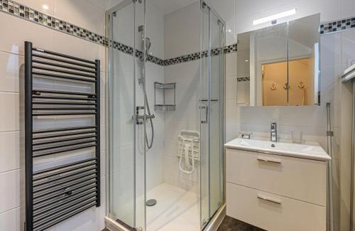 La Trinite-sur-Mer Apartamento | Studio Résidence Kerispert by Interhome