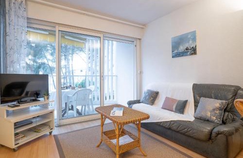 Boulouris-sur-Mer Apartamento | Studio Résidence Le Boréal-1 by Interhome