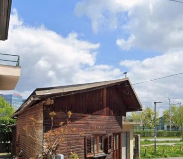 Siska District Apartamento | Studio R