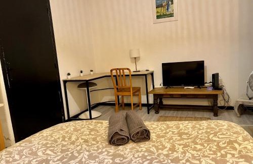 L'Isle-sur-la-Sorgue Apartamento | Studio Rdc proche Quai Rouget
