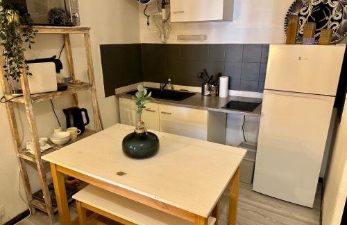 L'Isle-sur-la-Sorgue Apartamento | Studio Rdc proche Quai Rouget