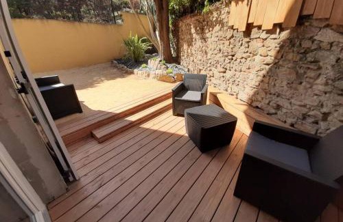 Grezieu-la-Varenne Apartamento | STUDIO RENOVE RDC TERRASSE + EXTERIEUR PAYSAGE