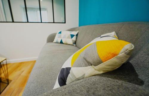Grezieu-la-Varenne Apartamento | STUDIO RENOVE RDC TERRASSE + EXTERIEUR PAYSAGE
