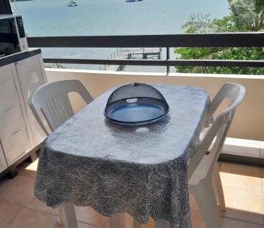 Pointe du Bout Apartamento | studio rose Karacoli