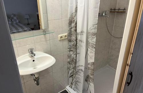 Bad Pyrmont Apartamento | Studio Schillerplatz by Interhome