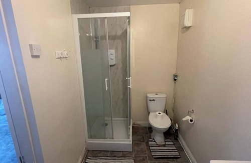 Patchway Apartamento | Studio-Sleeps 2 free parking-garden-near shops