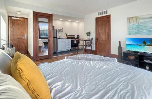 Downtown Des Moines Apartamento | Studio Sleeps 4 - Next To 3 Breweries!