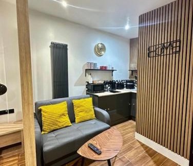 Toddington Apartamento | Studio-Sleeps 2 -PetFriendly-WiFi