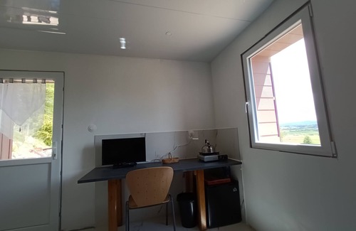 L'Hopital-du-Grosbois Apartamento | Studio Soleil Levant au Domaine de Tara. Animaux Acceptés