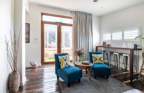 Port Noarlunga South Casa | Studio South Port - Lush Private Oceanfront Studio Apartment
