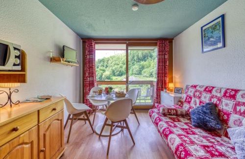Le Corbier Apartamento | Studio Soyouz Vanguard-19 by Interhome