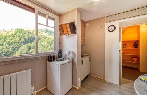 Le Corbier Apartamento | Studio Soyouz Vanguard-98 by Interhome