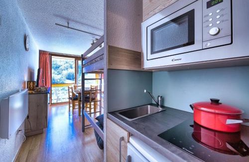 Le Corbier Apartamento | Studio Soyouz Vanguard-102 by Interhome