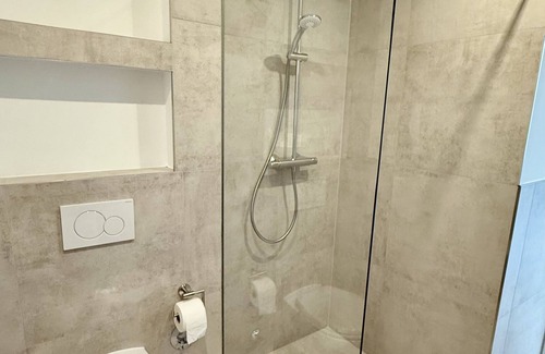 Rhein-Erft-Kreis District Apartamento | Estudio-Estándar-Baño Privado-Vista a la Ciudad