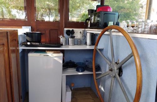 Conflans-Sainte-Honorine Apartamento | Studio sur l'eau - Bateau Diva