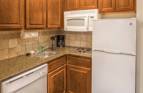 Independence Apartamento | Studio Suite | Perfect for Business Travelers