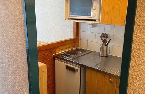 Valfrejus Apartamento | Studio terrace with beautiful view and direct access to all hiking trails; sleeps 4