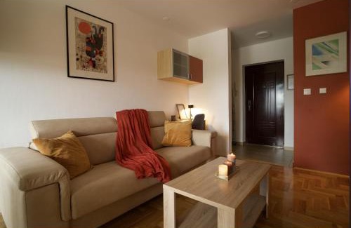 Osijek Apartamento | Studio Terracotta Osijek, free parking