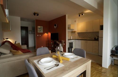 Osijek Apartamento | Studio Terracotta Osijek, free parking