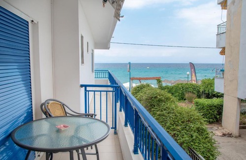 Kallithea Apartamento | studio theano on the beach